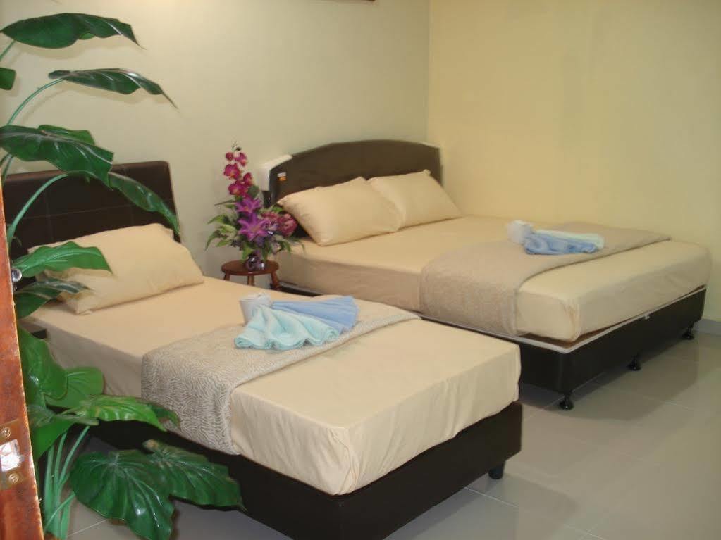 Casavilla Travellers Lodge Taiping Esterno foto