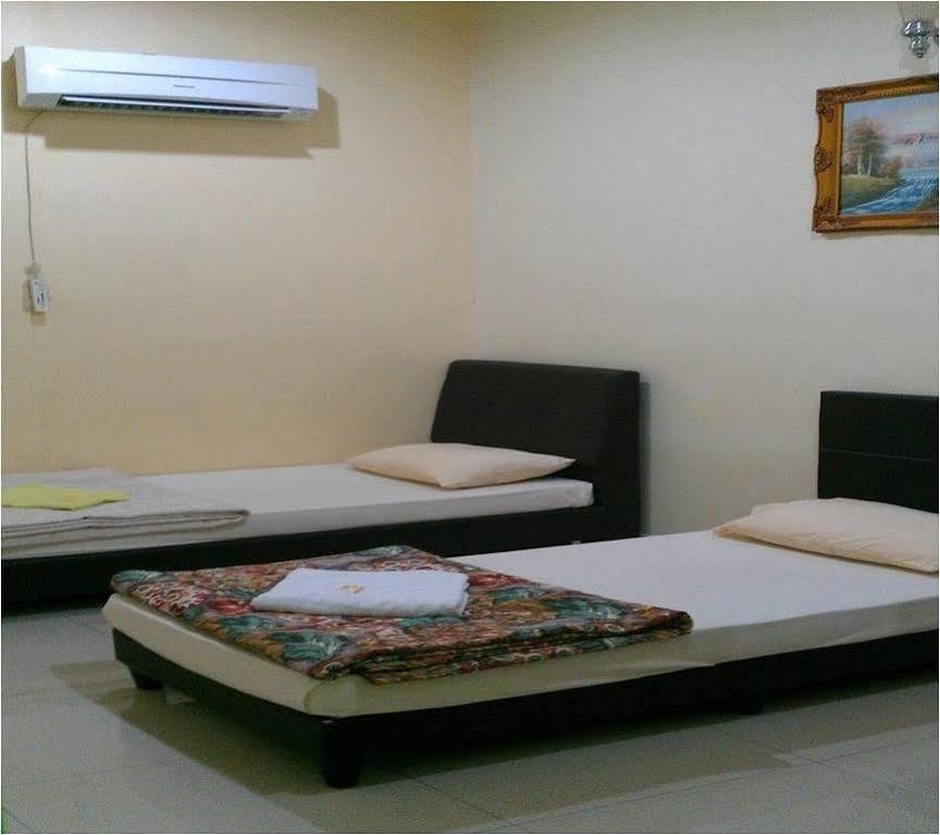 Casavilla Travellers Lodge Taiping Esterno foto
